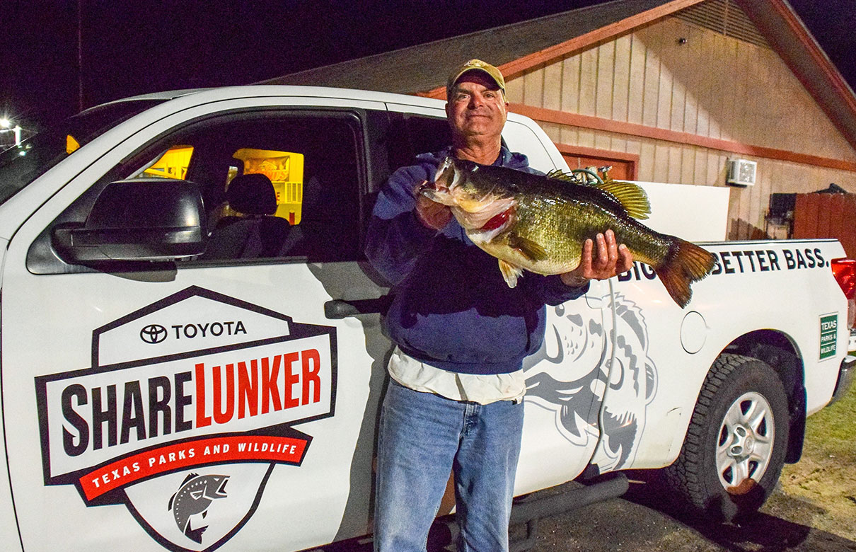 Louisiana angler Michael Terrebonne shows off the second Legacy Class entry from Lake Fork into the newly revamped TPWD ShareLunker program. (Photo courtesy of Kyle Brookshear/Texas Parks and Wildlife Department)